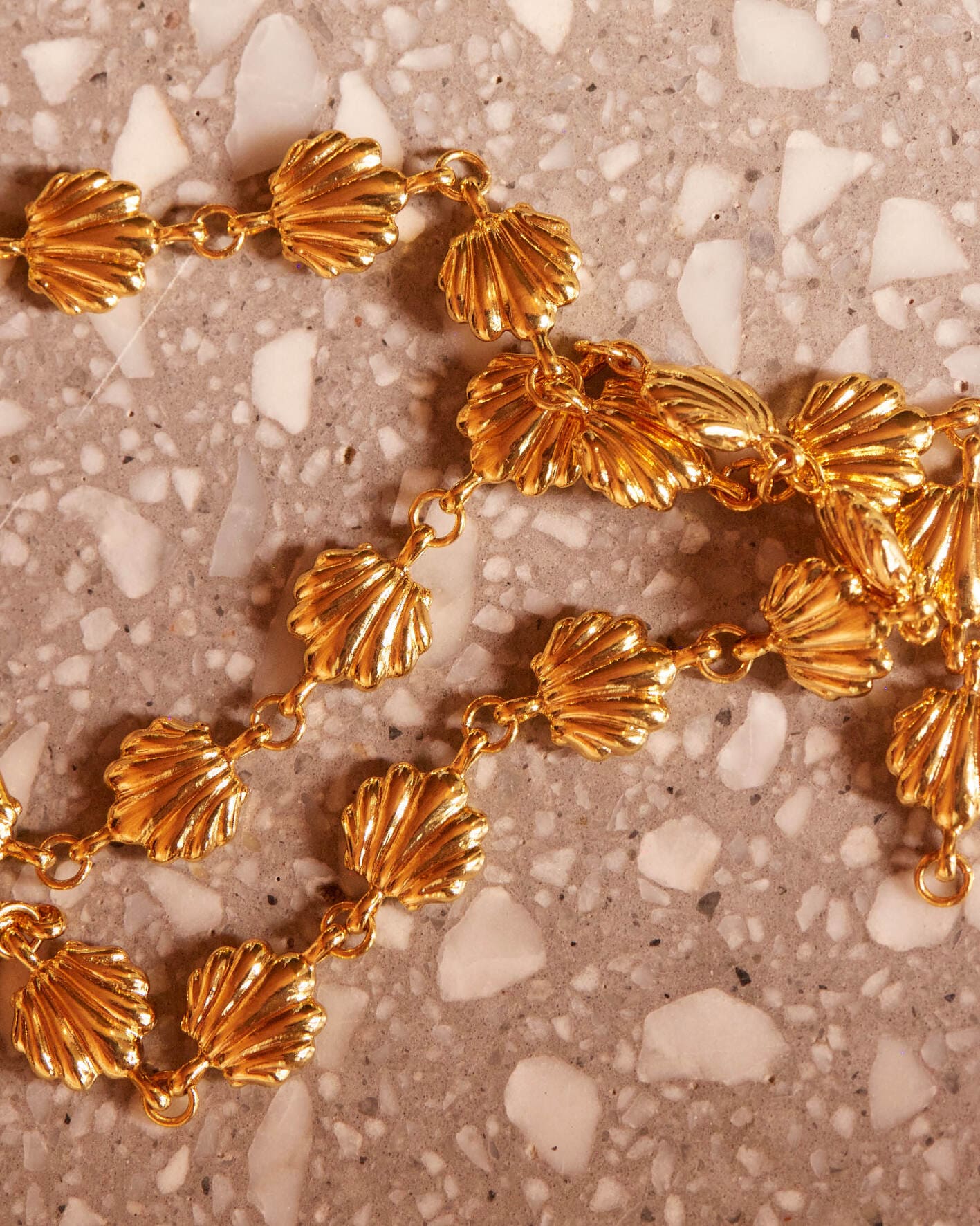 #Colour_GOLD