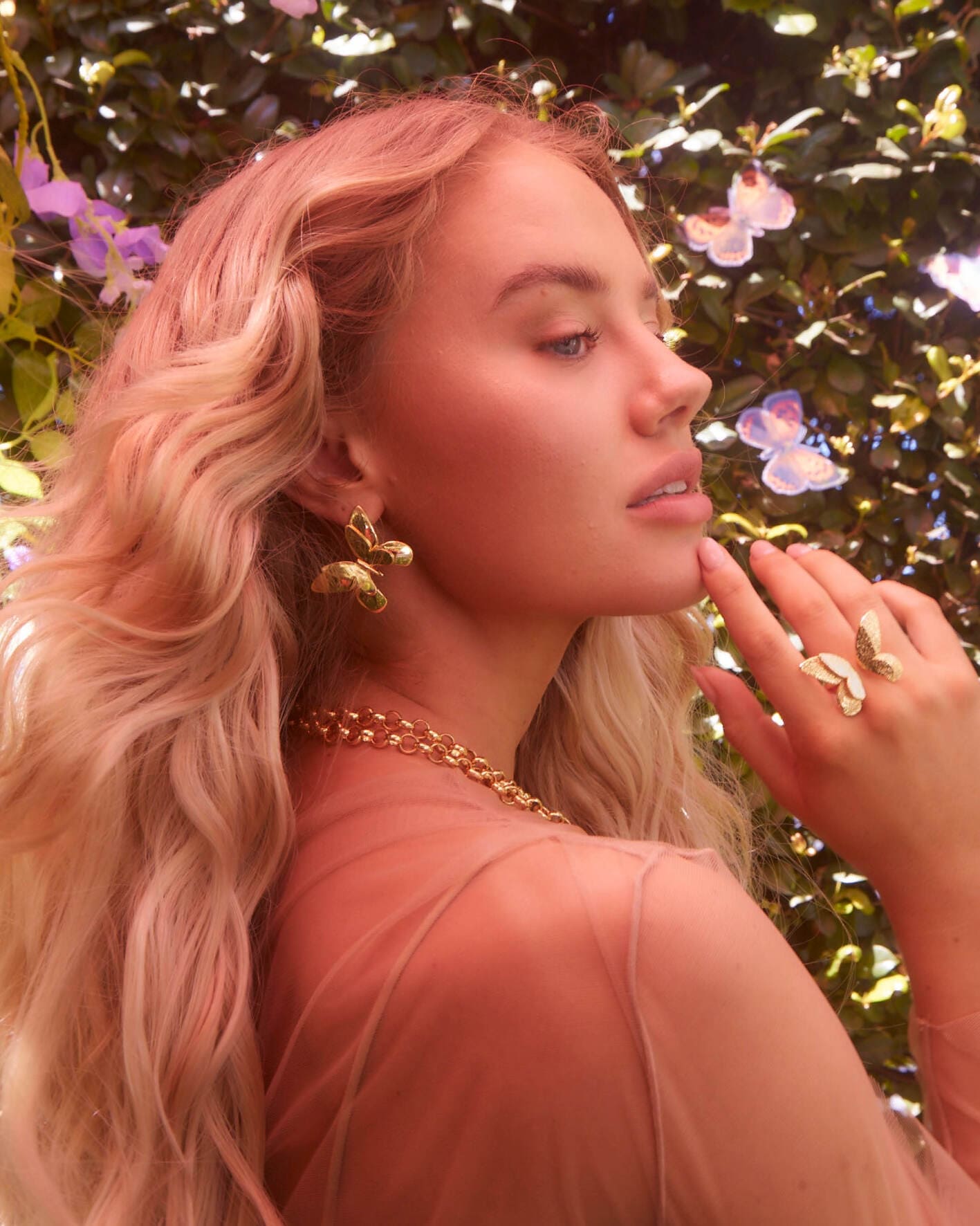 #Color_GOLD